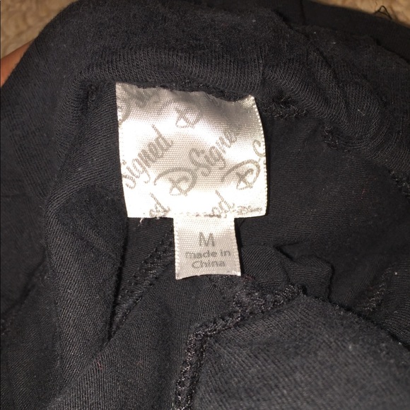 4-Set Black Legging Bundle - Picture 6 of 8